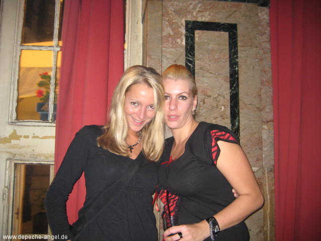 20081018_DM_Party (3).jpg